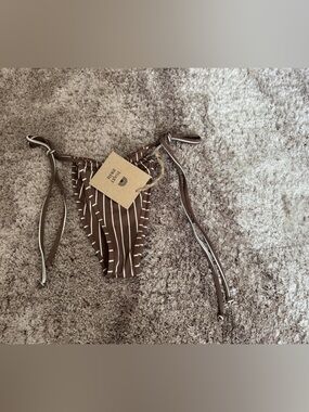 Toast swim bind tunnel bottom